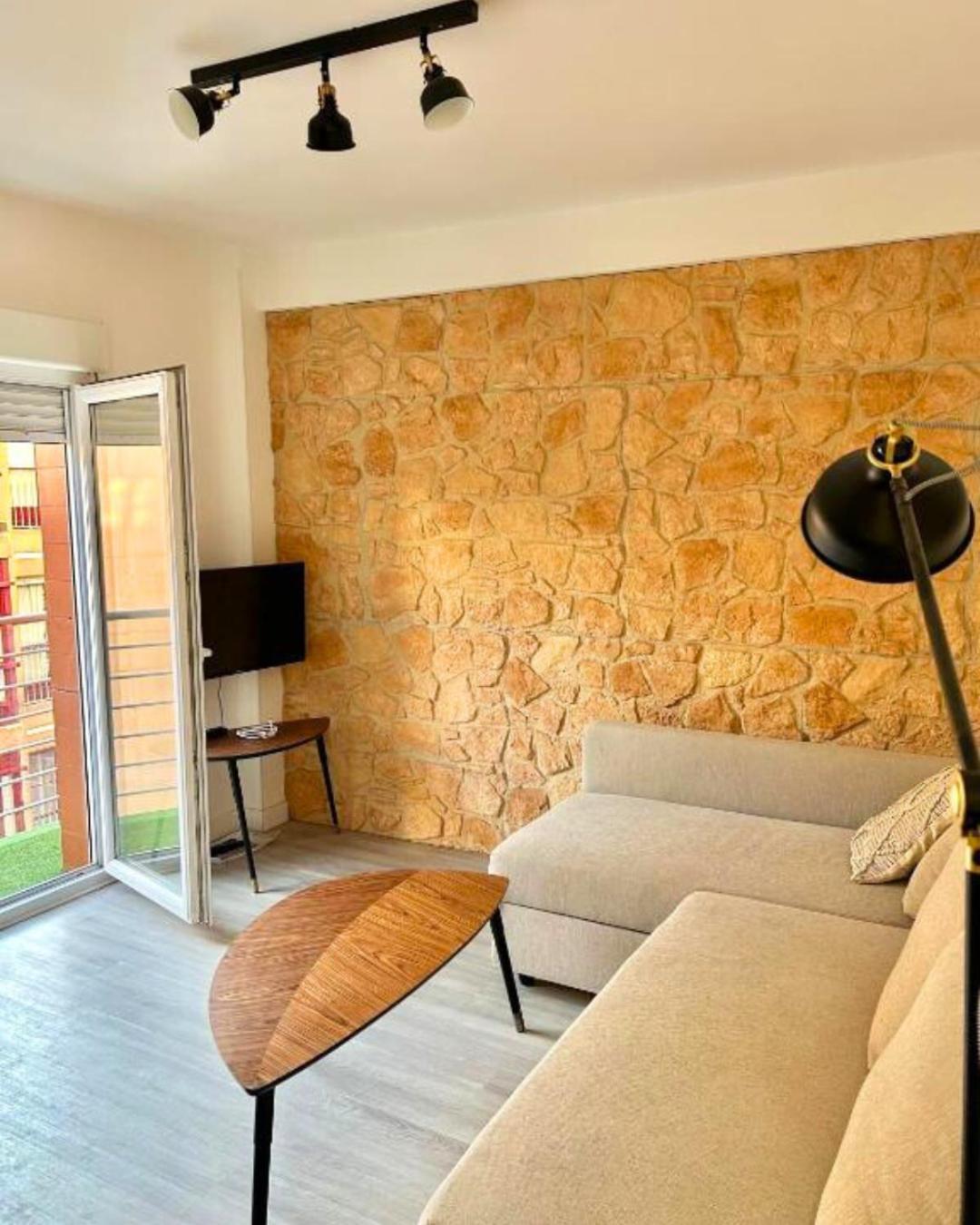 Casa Care - Al Ladito De La Playa Хихон Экстерьер фото